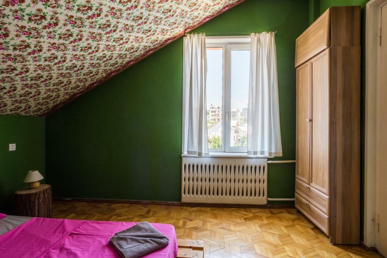 M42 Hostel Tbilisi Eksteriør bilde