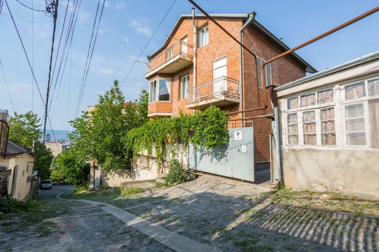 M42 Hostel Tbilisi Eksteriør bilde