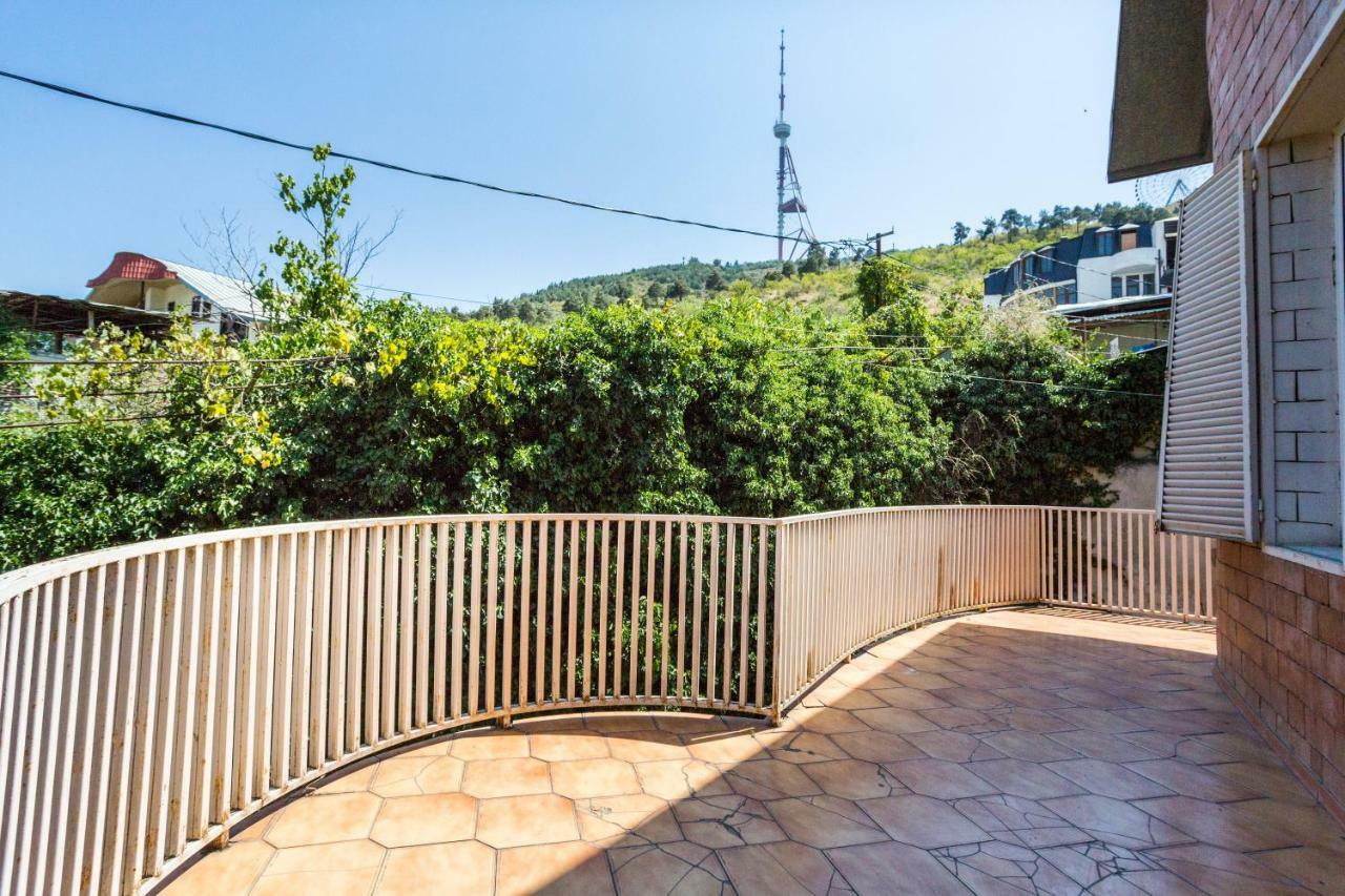 M42 Hostel Tbilisi Eksteriør bilde
